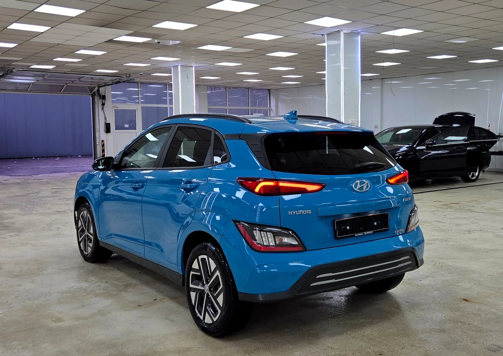 Hyundai Kona SOH100%/Сервизна Книжка, снимка 4 - Автомобили и джипове - 55659435