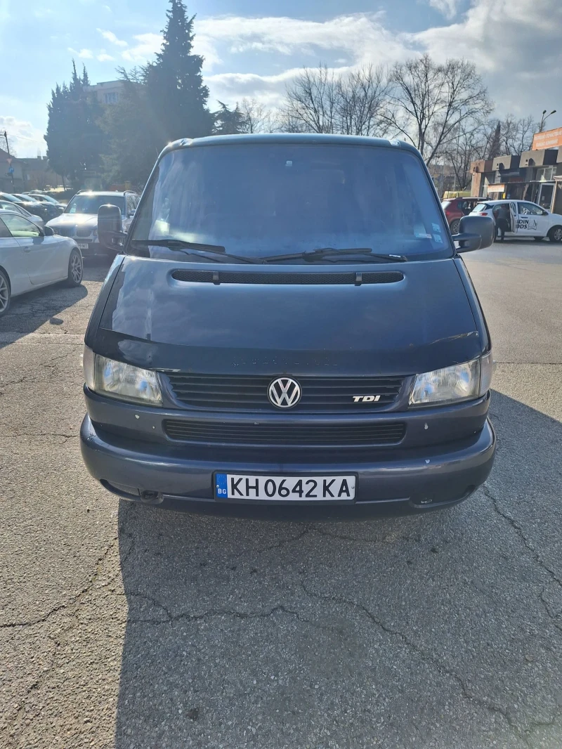 VW Caravelle, снимка 1 - Бусове и автобуси - 48310049