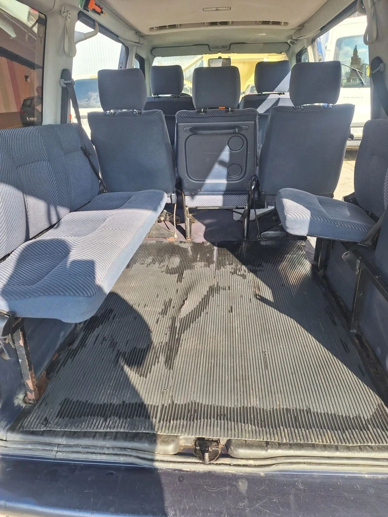 VW Caravelle, снимка 10 - Бусове и автобуси - 48310049