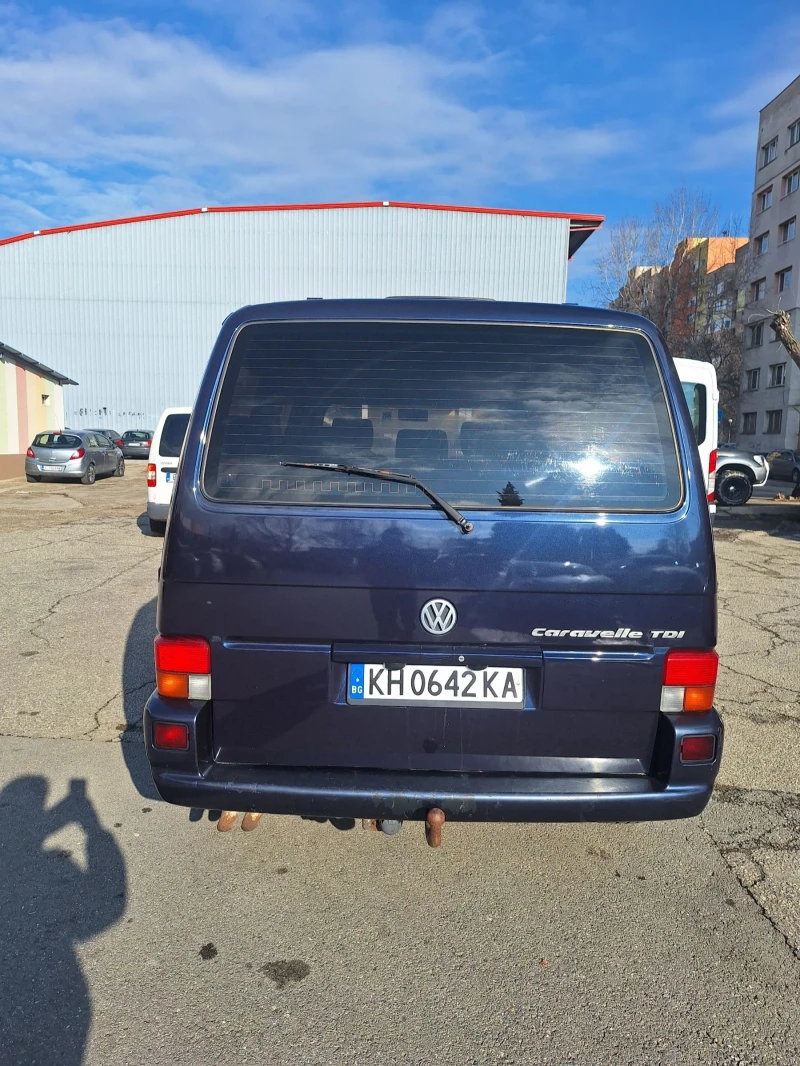 VW Caravelle, снимка 3 - Бусове и автобуси - 48310049