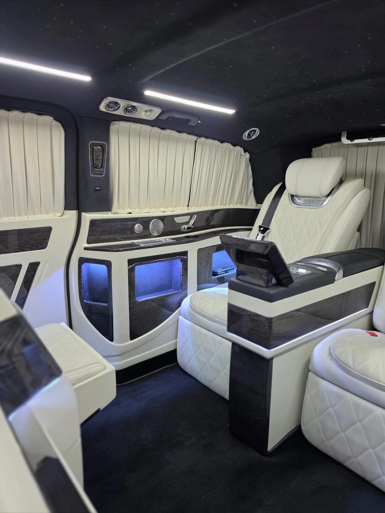 Mercedes-Benz V 250, снимка 10 - Бусове и автобуси - 56665400