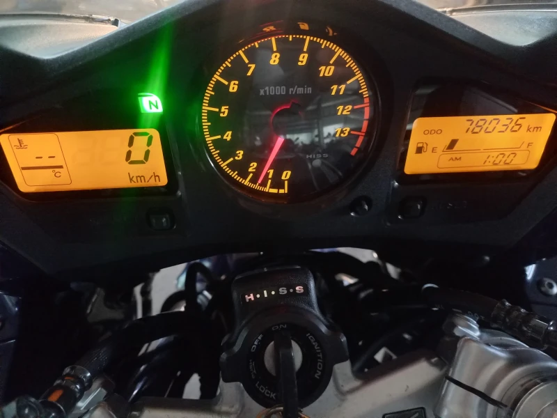 Honda Vfr 800, снимка 8 - Мотоциклети и мототехника - 51973972