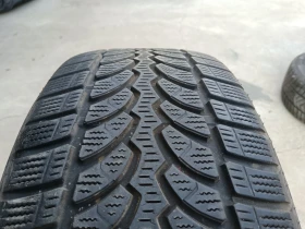 Гуми Зимни 235/55R17, снимка 8