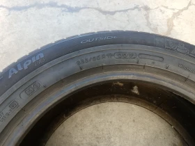 Гуми Зимни 235/55R17, снимка 5