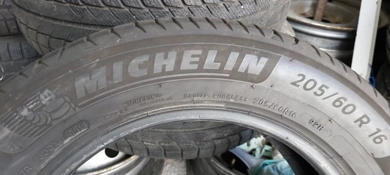 Гуми Летни 205/60R16, снимка 5 - Гуми и джанти - 32902794