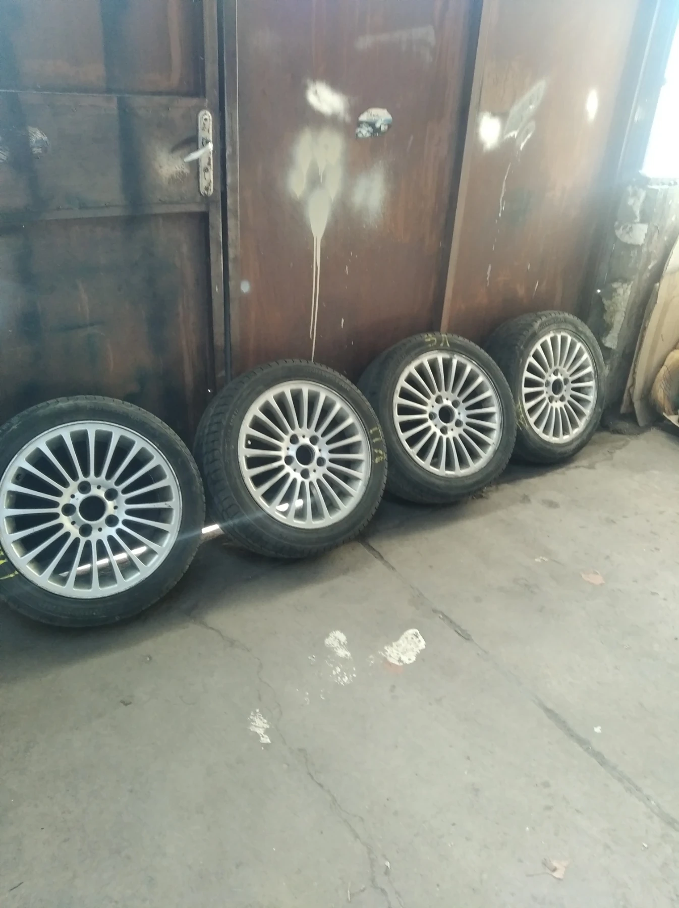 Гуми с джанти 225/45R17 за BMW | Mobile.bg — изображение 1