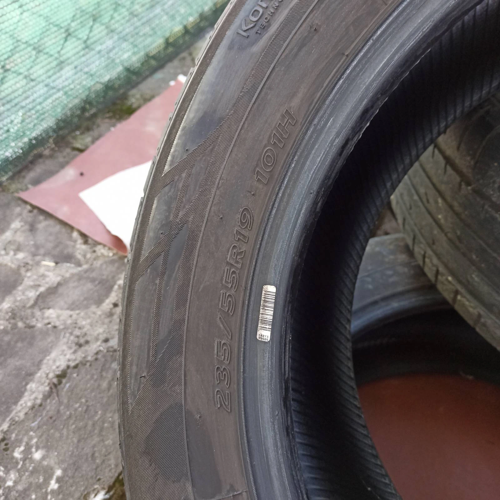 Гуми Всесезонни 235/55R19, снимка 6 - Гуми и джанти - 56253638