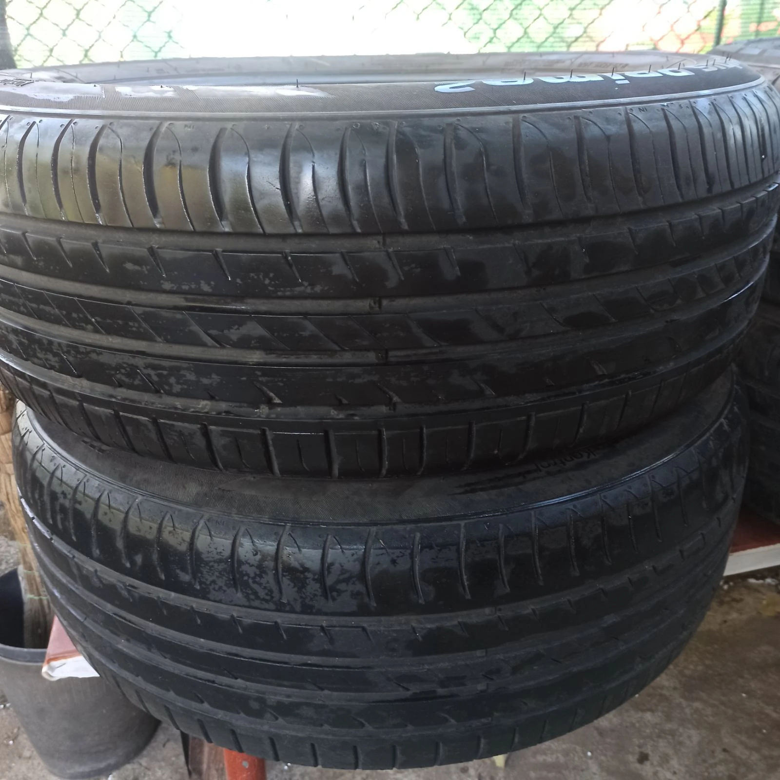 Гуми Всесезонни 235/55R19, снимка 2 - Гуми и джанти - 56253638
