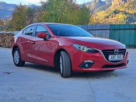 Mazda 3 1.5i 101к.с.* Като нова* 157 000 км.* , снимка 5