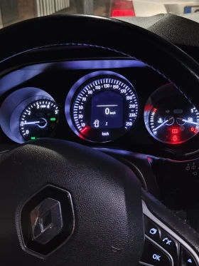 Renault Megane 1, 6  MPI GAZ, снимка 11