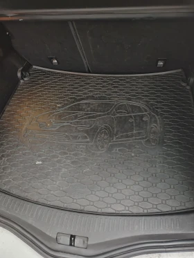 Renault Megane 1, 6  MPI GAZ, снимка 10