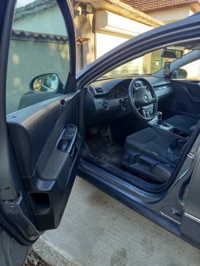 VW Passat 2.0 TDI DSG 170кс, снимка 5