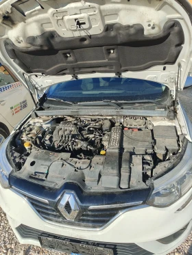 Renault Megane 1, 6  MPI GAZ, снимка 6 - Автомобили и джипове - 53693755