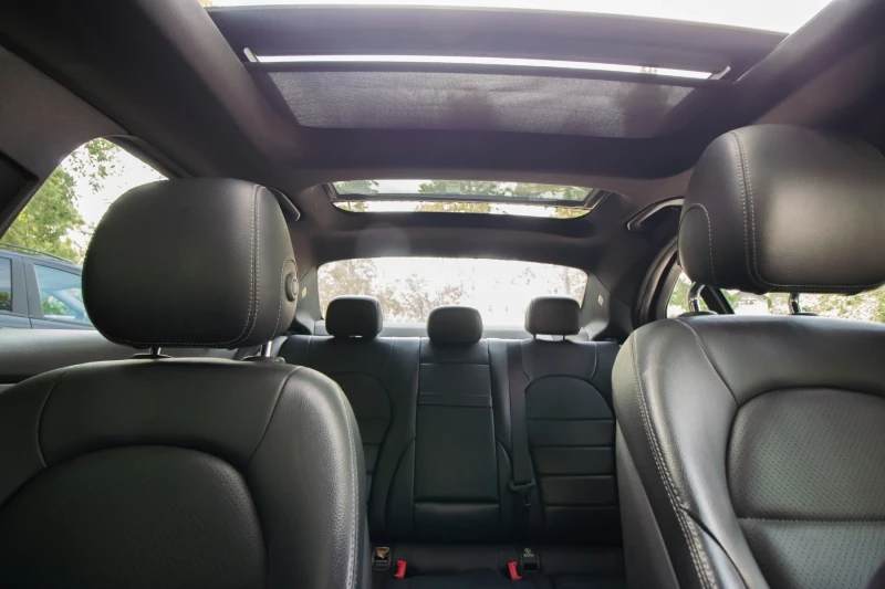 Mercedes-Benz C 300 C300 Бензин, 2.0 241к.с., снимка 6 - Автомобили и джипове - 52498459