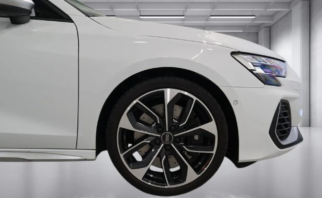 Audi S3 Sportback = Black Optics = Гаранция, снимка 4 - Автомобили и джипове - 56126379