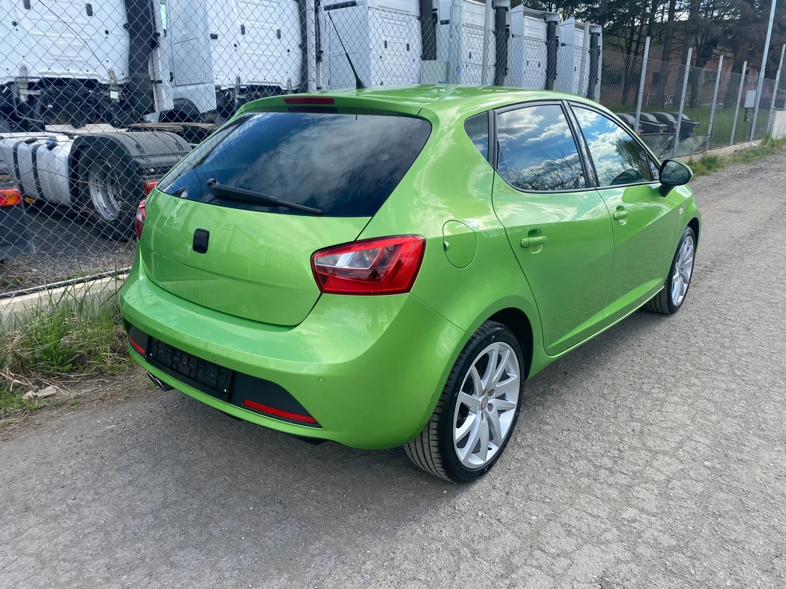 Seat Ibiza  FR SPORT - изображение 4