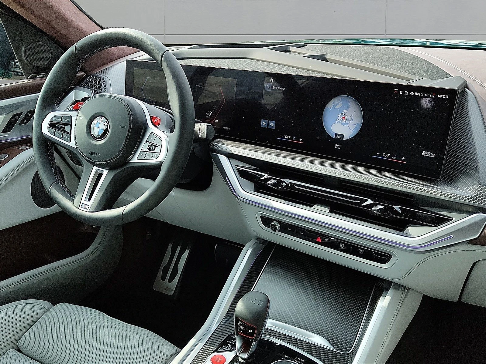 BMW XM 50e NAVI HEAD UP 360 CAMERA HARMAN-KARDON - изображение 6
