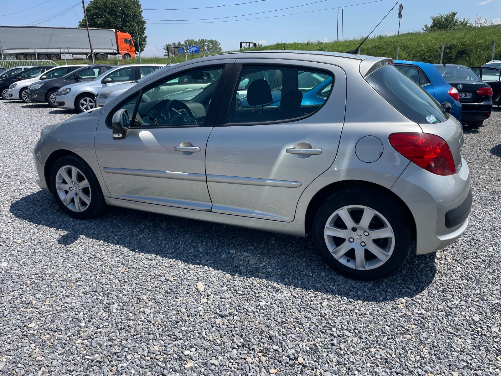 Peugeot 207 1.6 HDI EVRO 4 - изображение 7