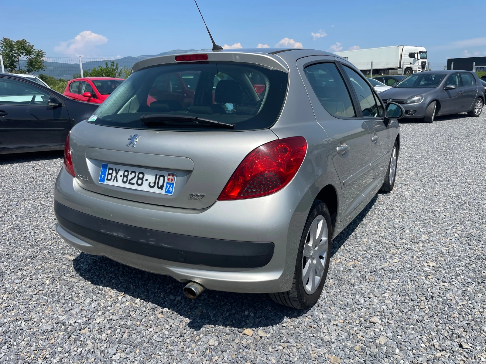 Peugeot 207 1.6 HDI EVRO 4 - изображение 5