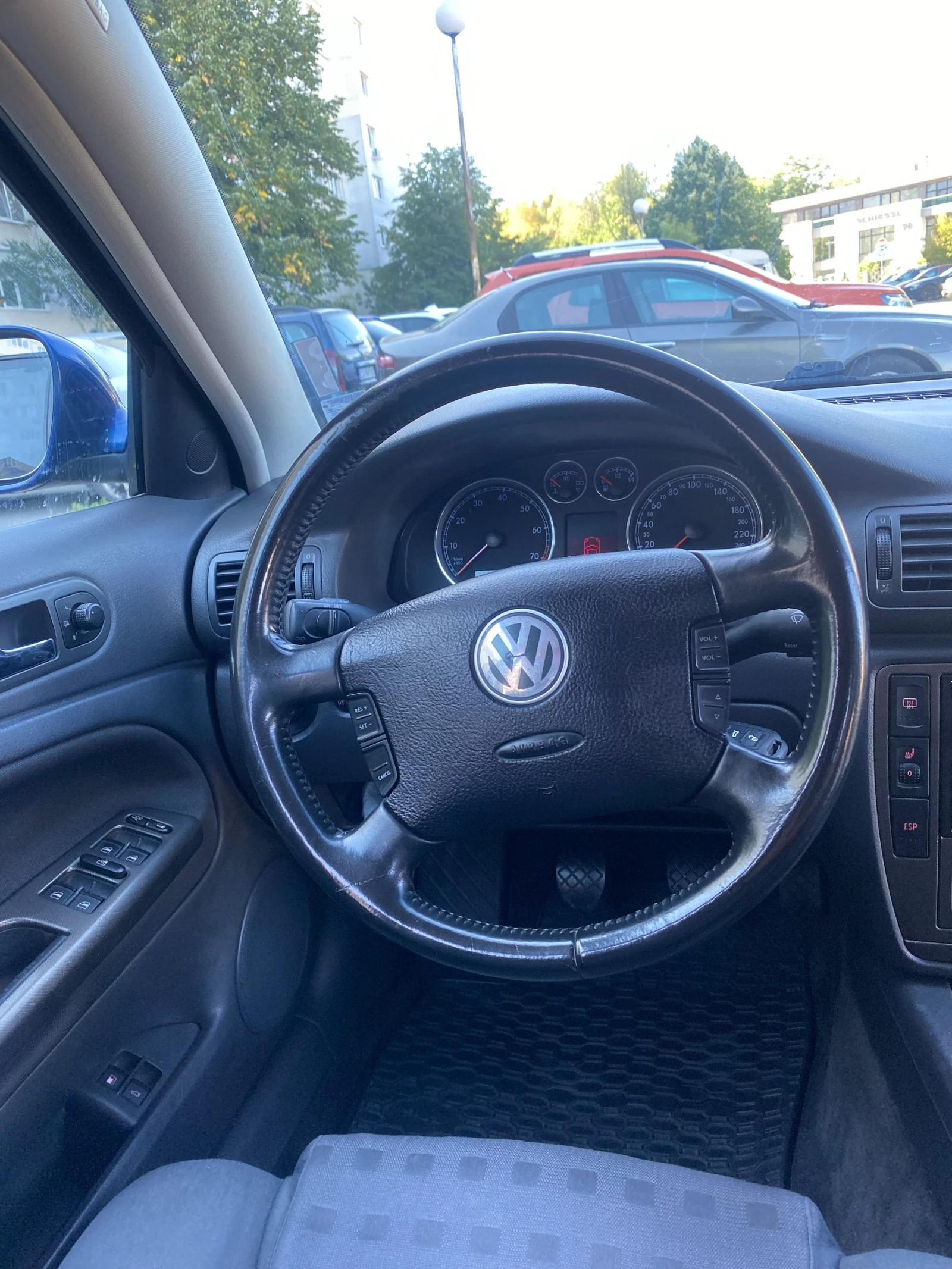 VW Passat | Mobile.bg   12