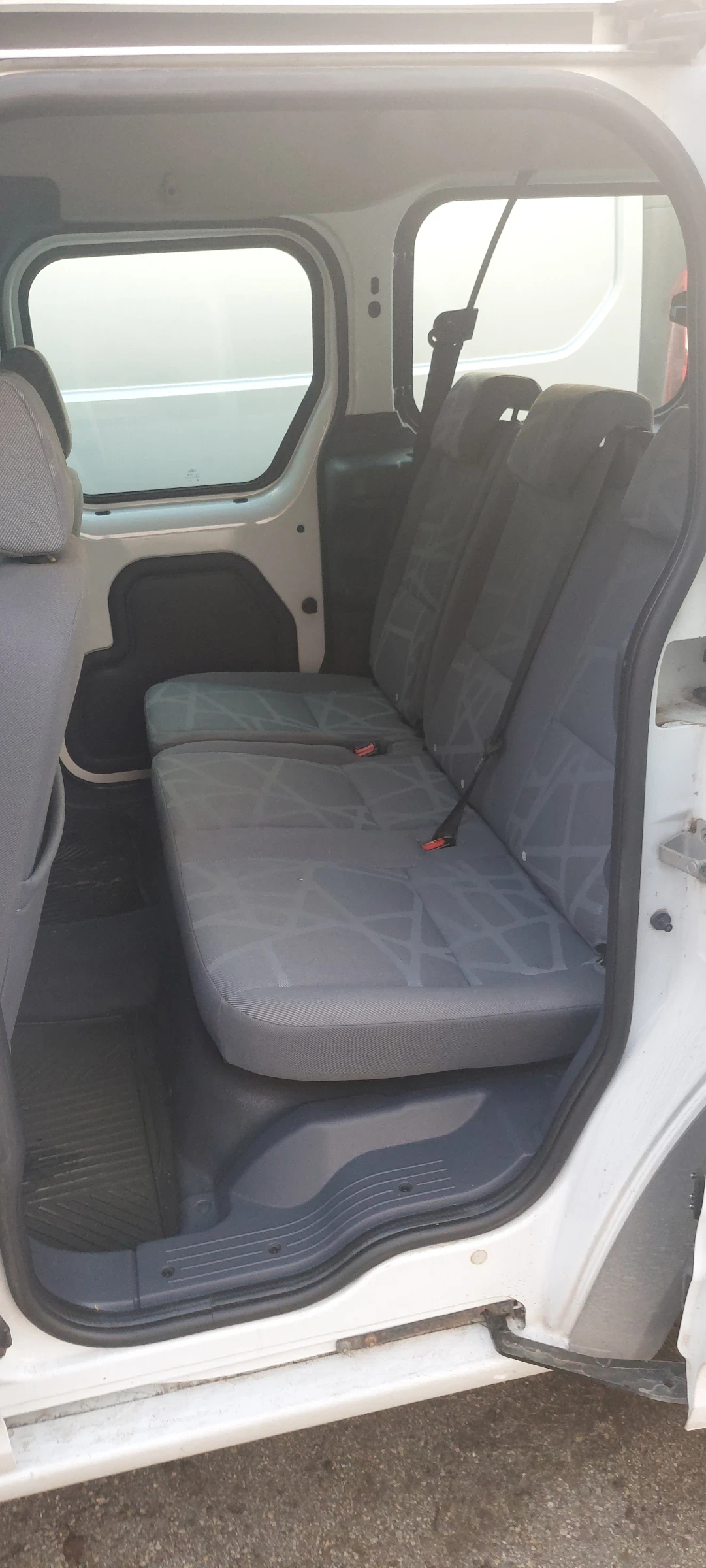 Ford Tourneo Connect 200 | Mobile.bg   9