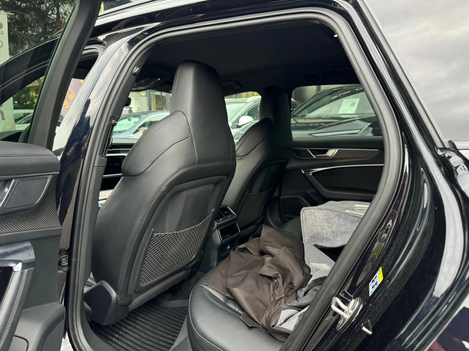 Audi Rs6 Avant 4.0 TFSI V8 Mild Hybrid Quattro - изображение 5