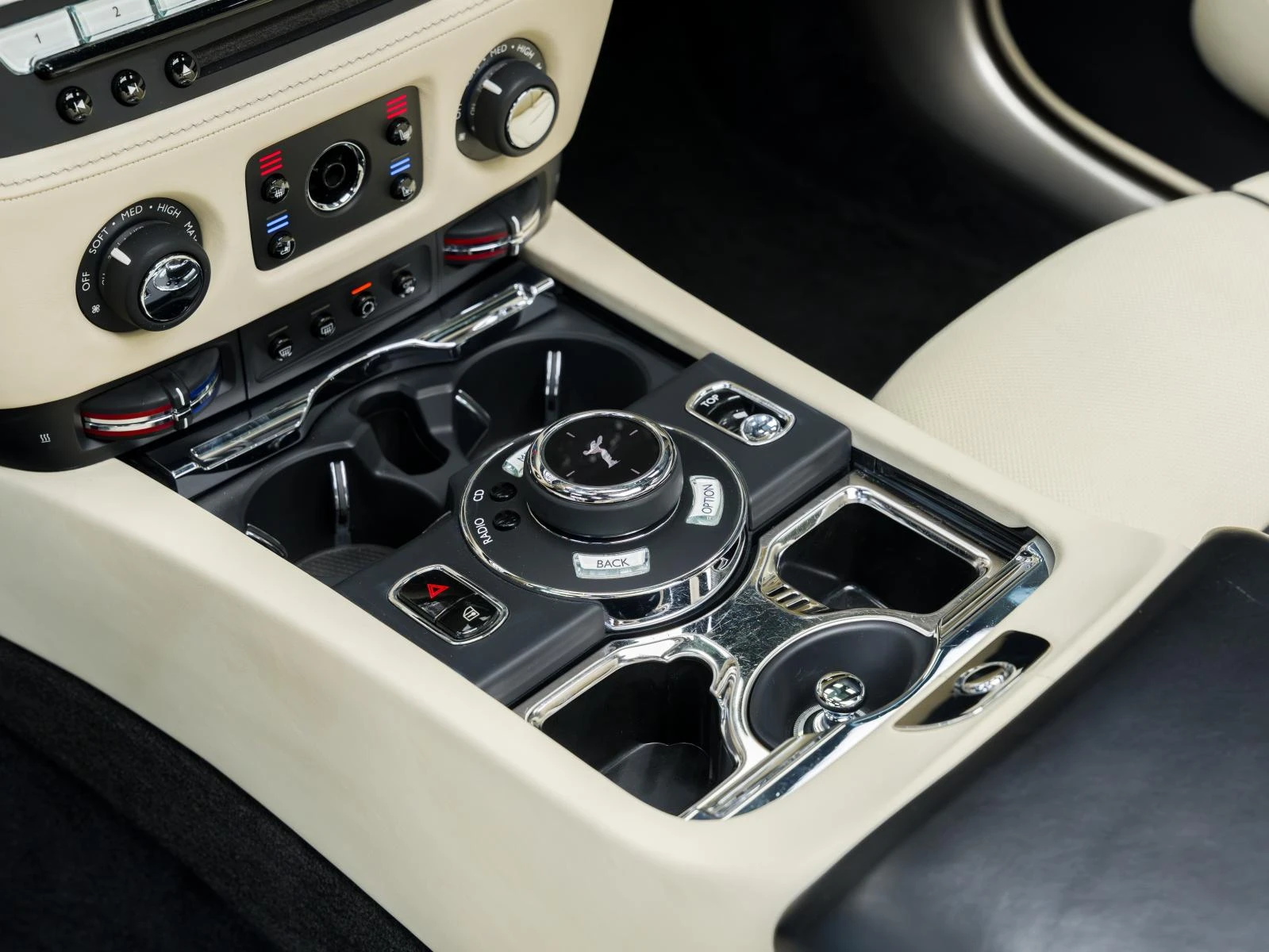 Rolls-Royce Dawn V12* HEAD UP* NIGHT VISION* Обдухв* CAMERA*  - изображение 10