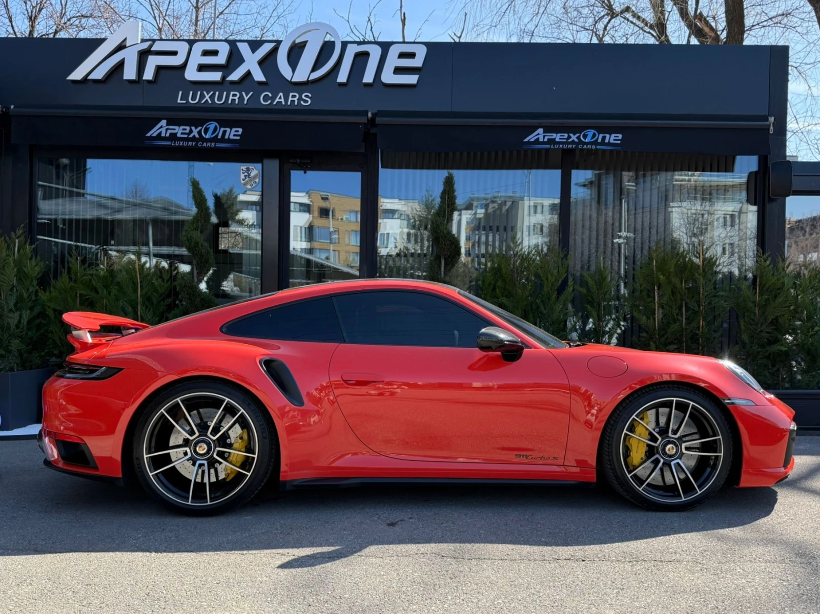 Porsche 911 TURBO S/992.1/LAVA ORANGE - изображение 8