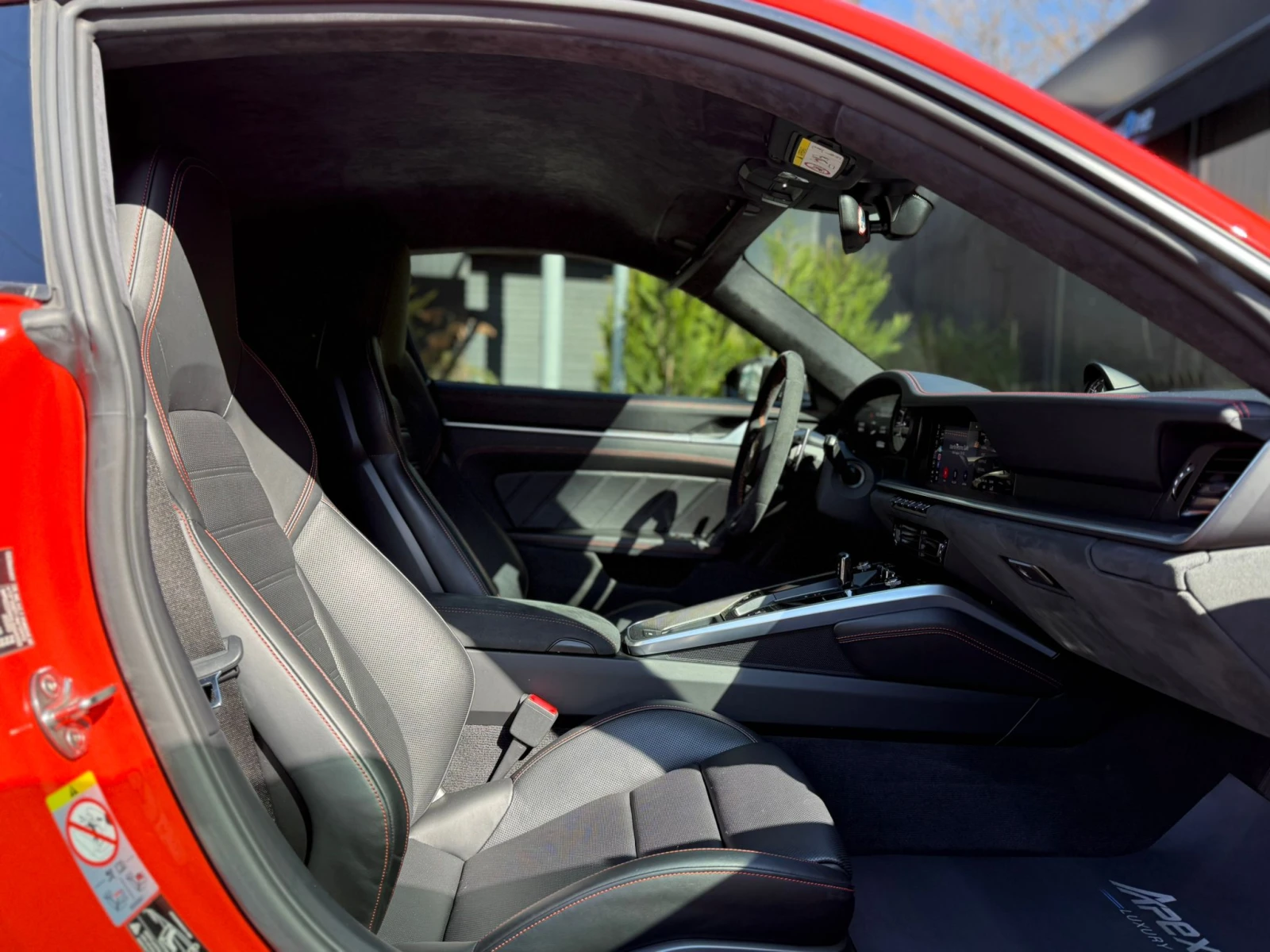 Porsche 911 TURBO S/992.1/LAVA ORANGE, снимка 13 - Автомобили и джипове - 53785072