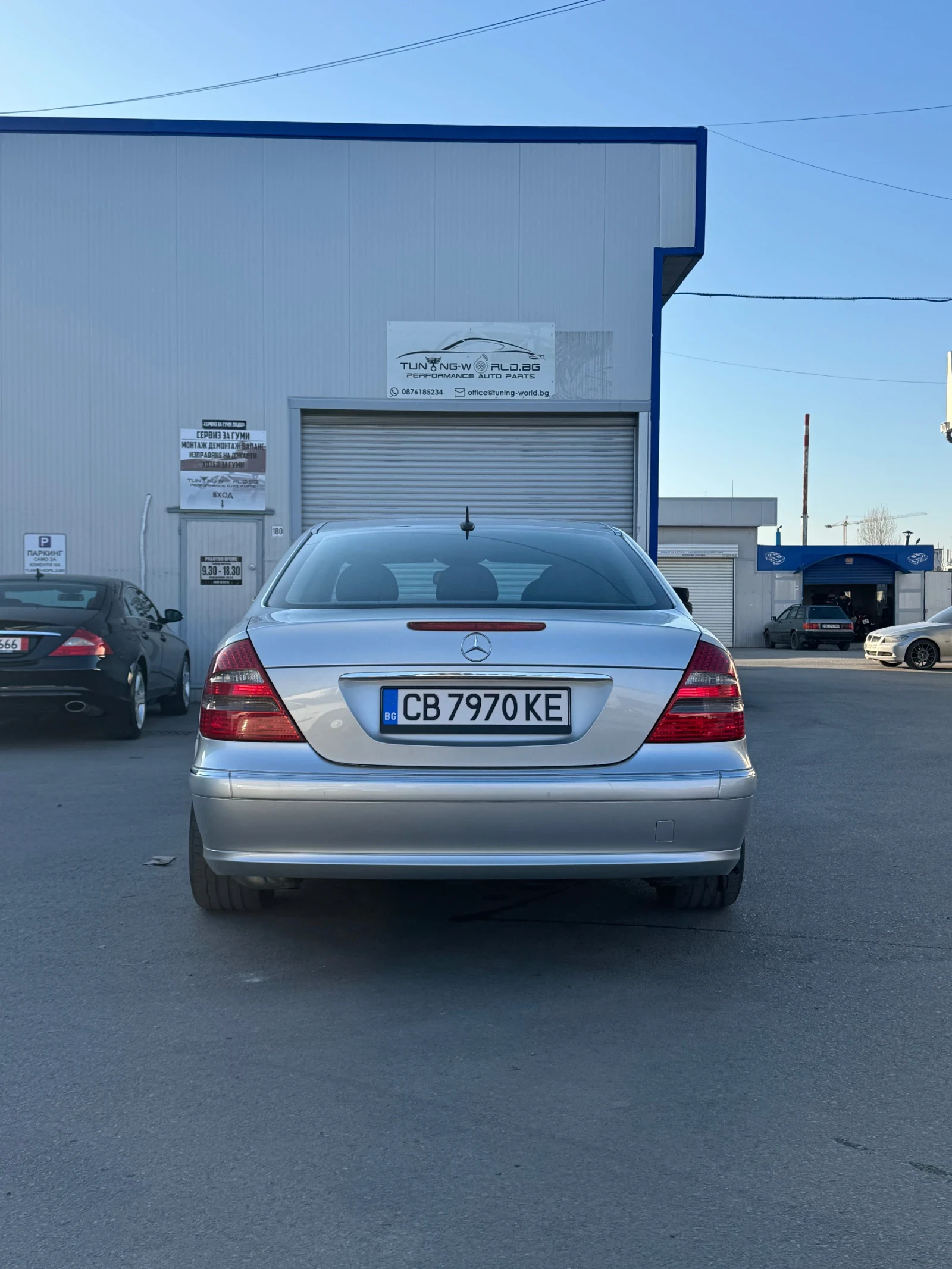 Mercedes-Benz E 320 3.2 ТОП СЪСТОЯНИЕ!!!, снимка 4 - Автомобили и джипове - 53818028