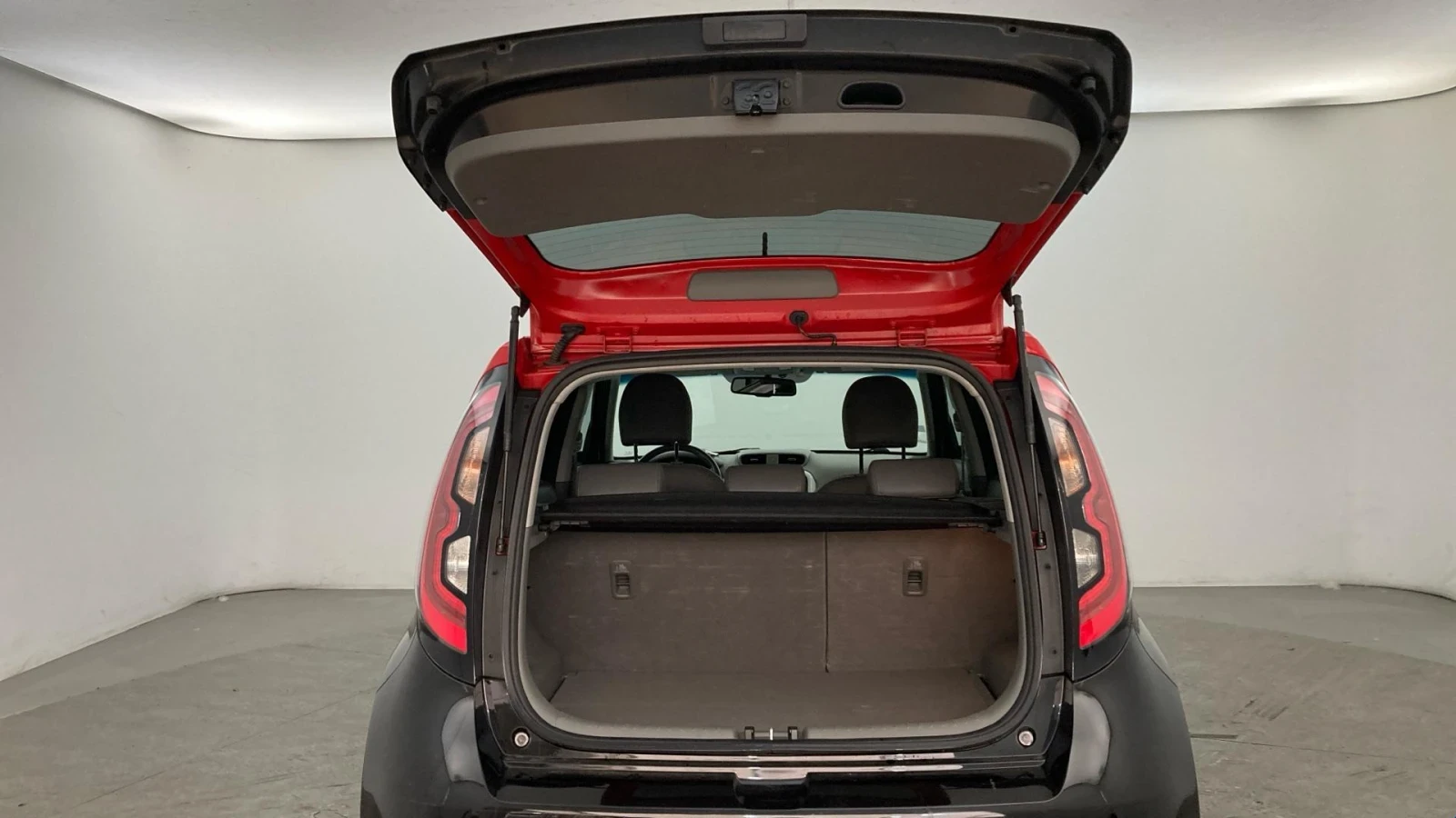 Kia Soul EV 110, снимка 10 - Автомобили и джипове - 53939725