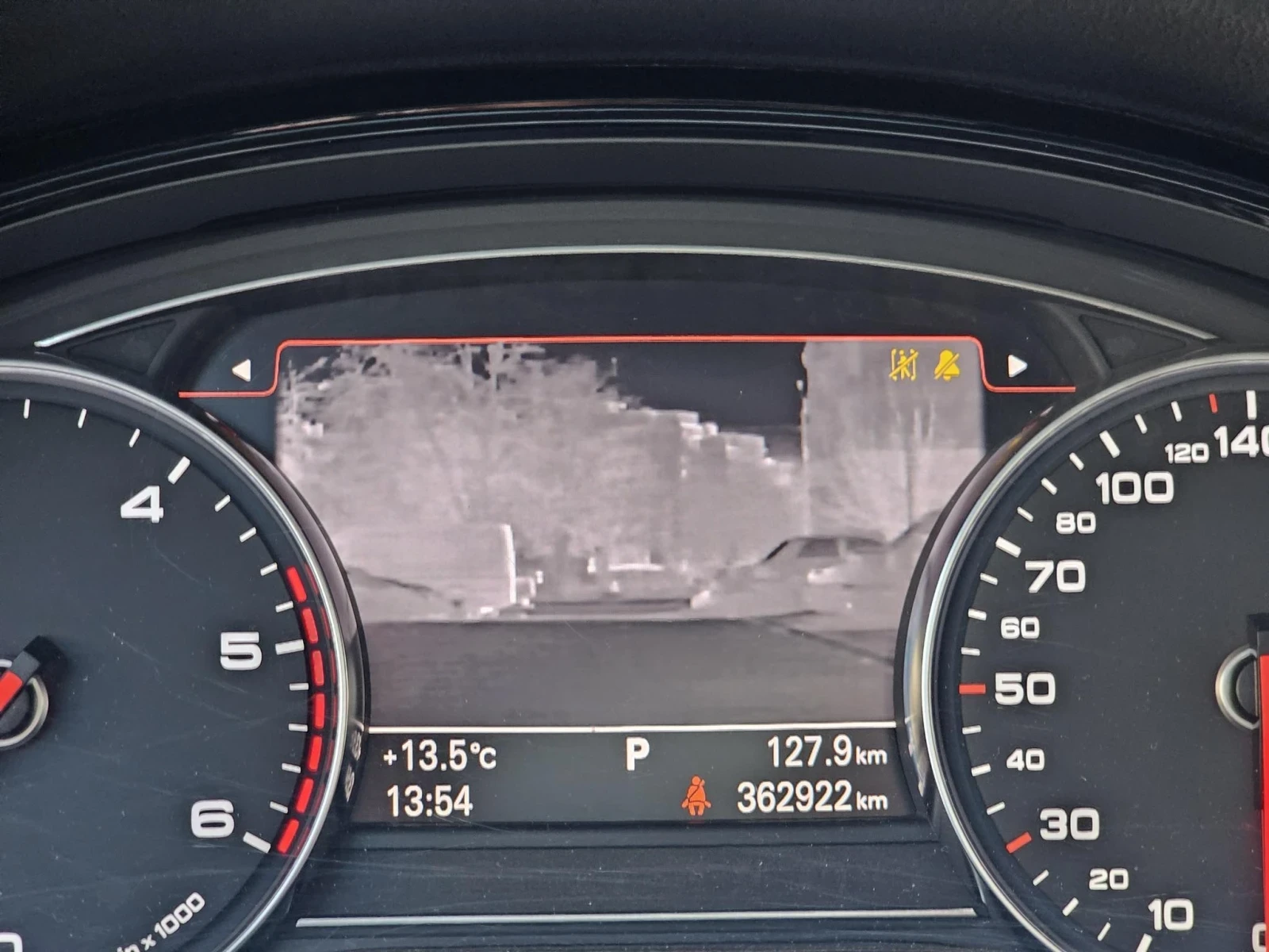 Audi A8 4.2TDI FULL LED B&O , снимка 8 - Автомобили и джипове - 54109808