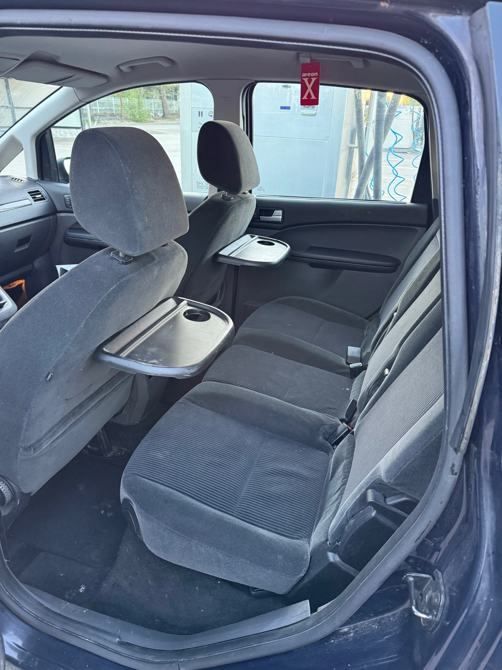 Ford C-max 1.8i, снимка 7 - Автомобили и джипове - 54151348