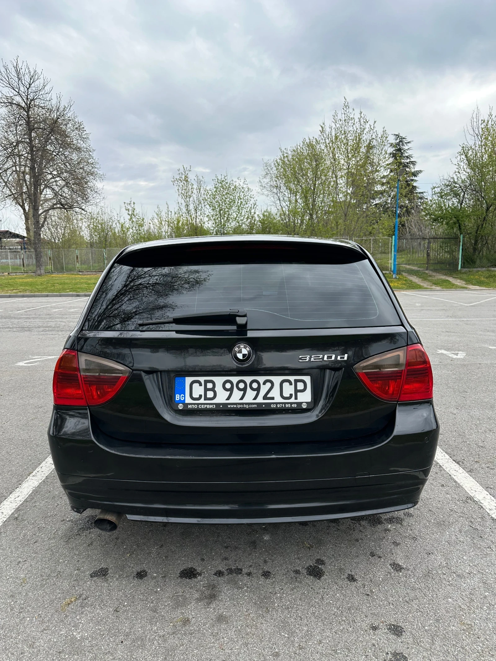 BMW 320, снимка 8 - Автомобили и джипове - 54166740
