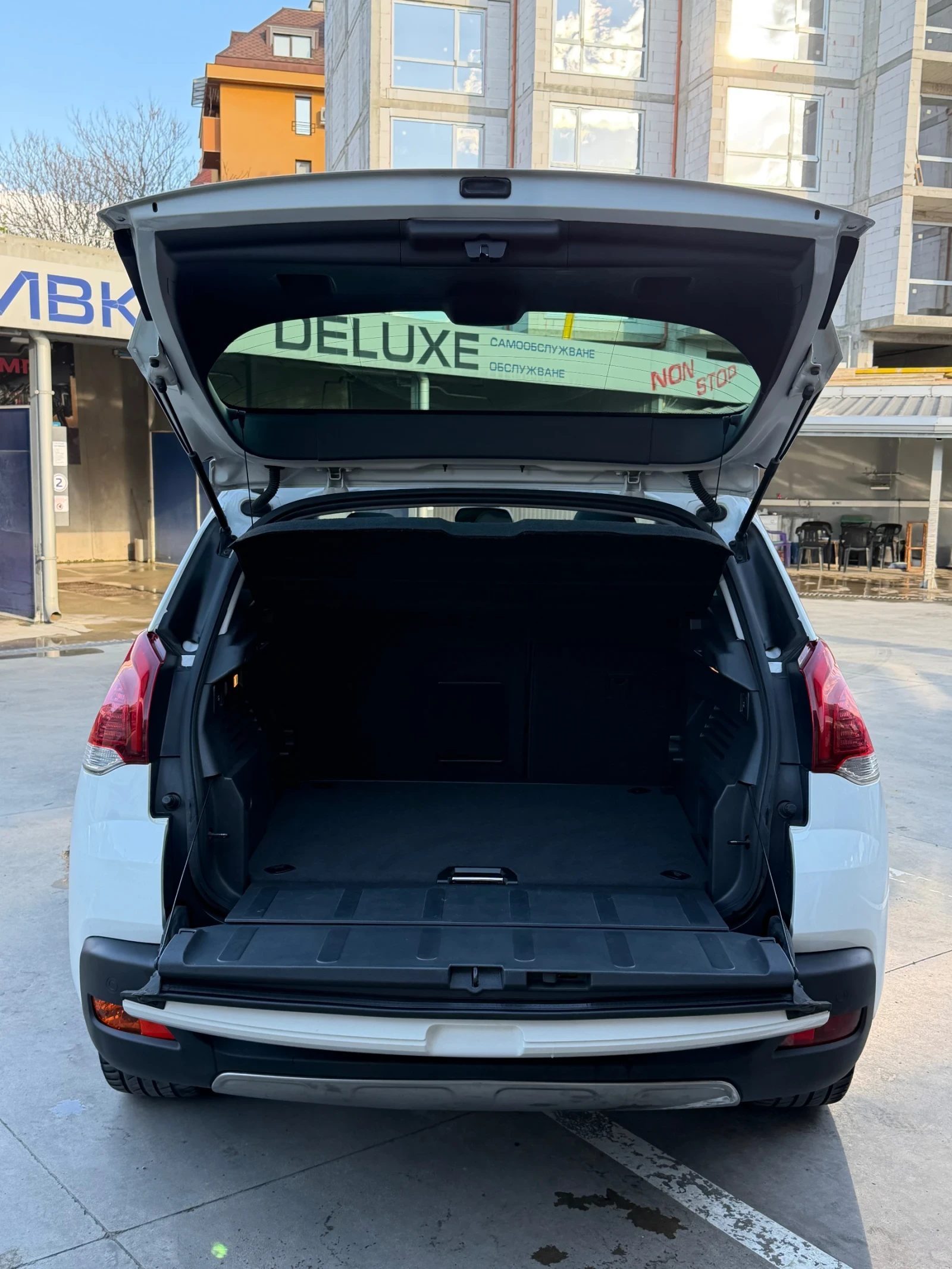 Peugeot 3008 Panorama / Automat, снимка 15 - Автомобили и джипове - 54184294