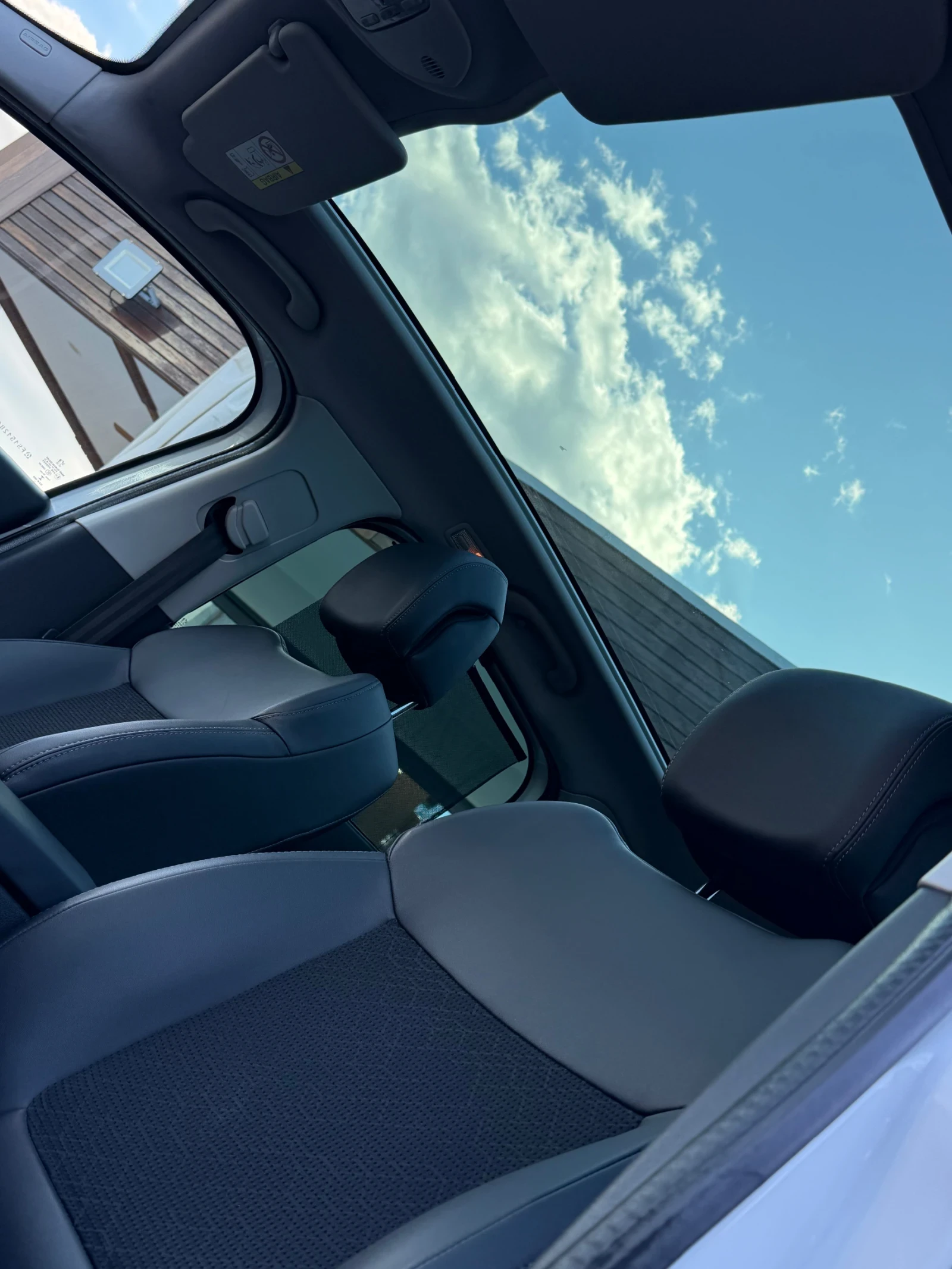 Peugeot 3008 Panorama / Automat, снимка 9 - Автомобили и джипове - 54184294