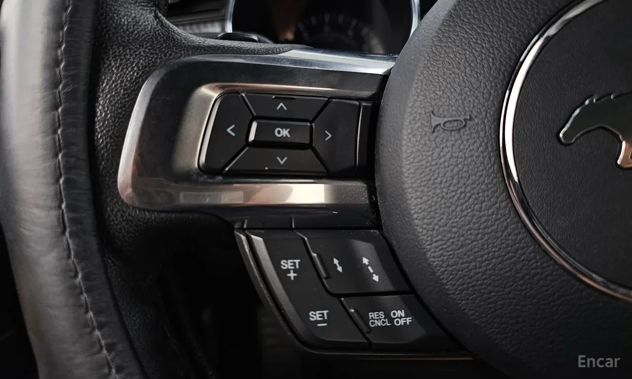 Ford Mustang EcoBoost 2.3| TURBO| LED| NAVI| KAMERA| KEYLESS, снимка 16 - Автомобили и джипове - 55027175