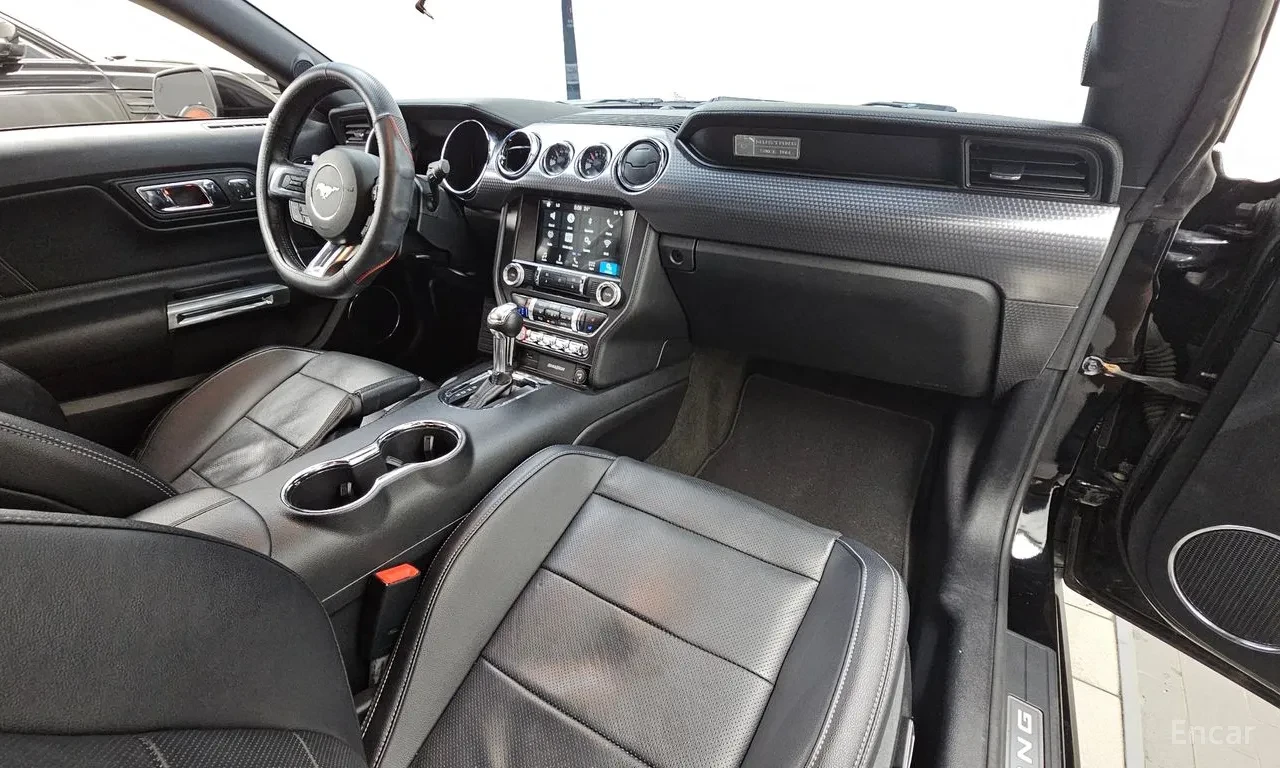 Ford Mustang EcoBoost 2.3| TURBO| LED| NAVI| KAMERA| KEYLESS, снимка 7 - Автомобили и джипове - 55027175