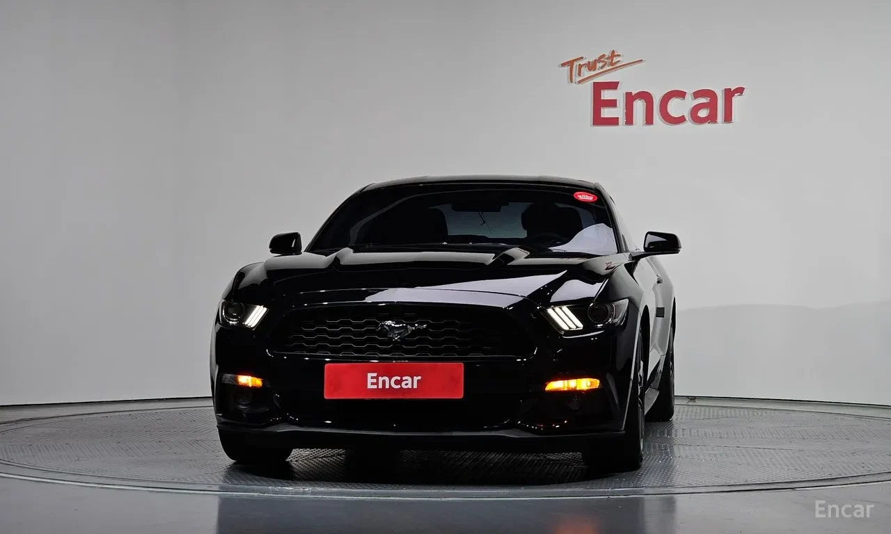 Ford Mustang EcoBoost 2.3| TURBO| LED| NAVI| KAMERA| KEYLESS, снимка 3 - Автомобили и джипове - 55027175