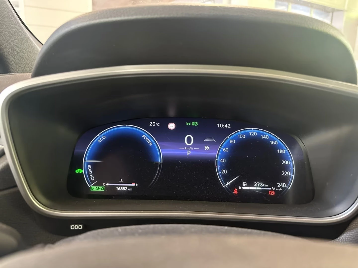 Toyota Corolla Cross HEV/140HP/TEAMPLAYER/CAM/LED/ACC/501q, снимка 10 - Автомобили и джипове - 55347328
