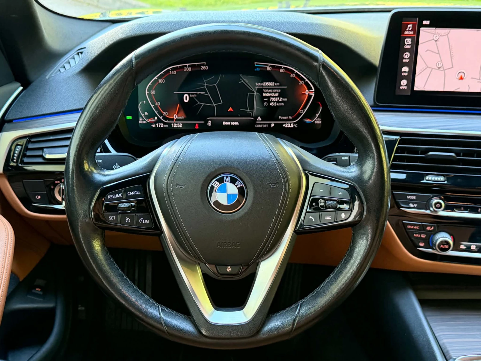 BMW 520 d / SPORT LINE / СМЕНЕНИ ВЕРИГИ, снимка 13 - Автомобили и джипове - 56106938