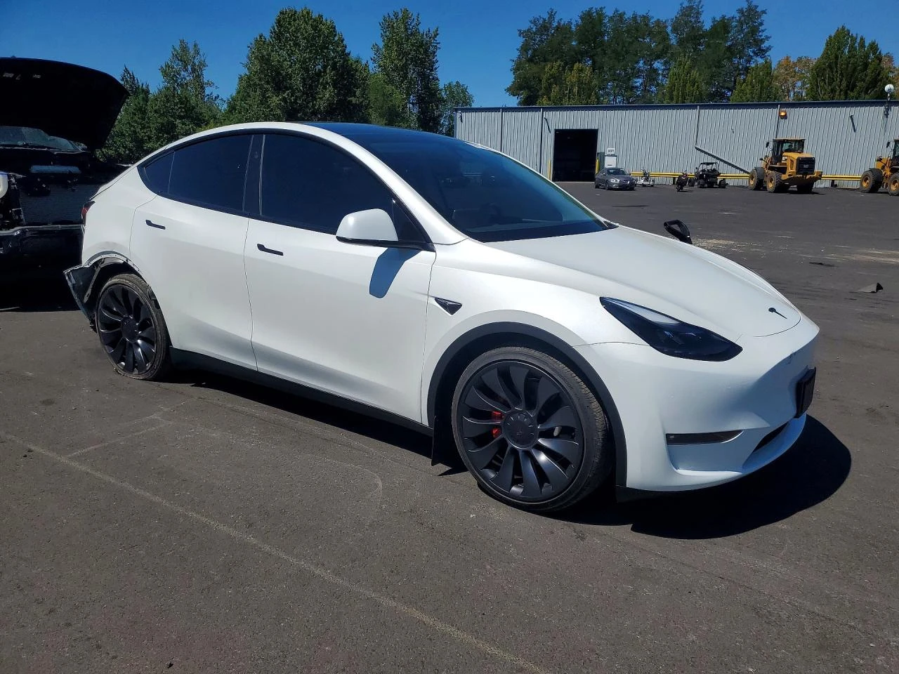 Tesla Model Y, снимка 4 - Автомобили и джипове - 56376311