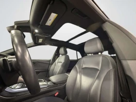 Audi Q8 CARFAX/DIS/360/PANO/NAVI/ОБДУХВАНЕ, снимка 12