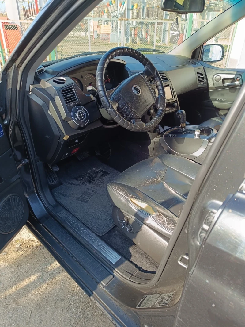 SsangYong Kyron 2.7xdi, снимка 5 - Автомобили и джипове - 48984012