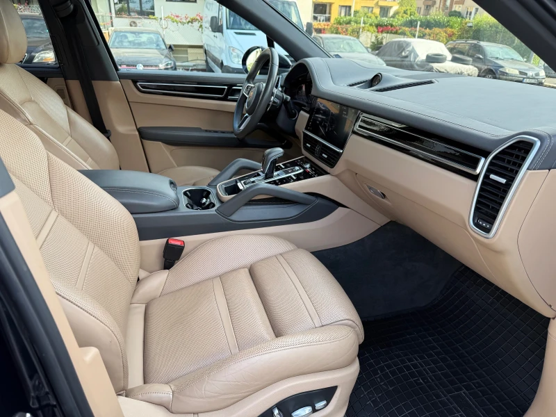 Porsche Cayenne, снимка 16 - Автомобили и джипове - 52252100