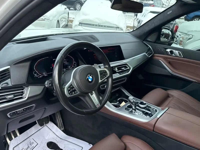 BMW X5 M-PACK* LASER* HARMAN* МАСАЖ* ОБДУХ* PANO* SWAROVS, снимка 8 - Автомобили и джипове - 52446961