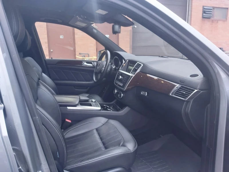 Mercedes-Benz GL 350 2016 4MATIC BLUETEC * БЕЗ ПЪРВОНАЧАЛНА ВНОСКА* , снимка 15 - Автомобили и джипове - 53186158
