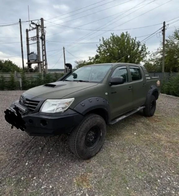 Toyota Hilux, снимка 3 - Автомобили и джипове - 54956448