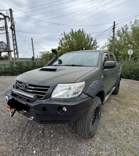 Toyota Hilux, снимка 2 - Автомобили и джипове - 54956448