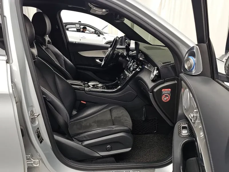 Mercedes-Benz GLC 250 D 4Matic, снимка 11 - Автомобили и джипове - 55707920